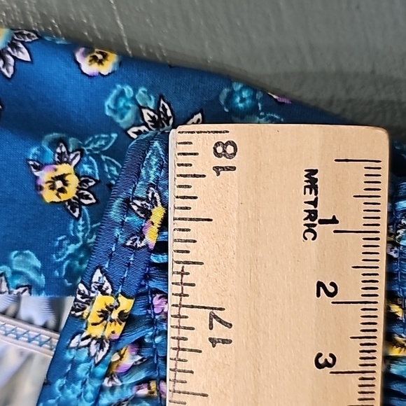 Joe Boxer women's summer crop top. Adorable style.  Blue with floral. Size XXXL. - Picture 9 of 14